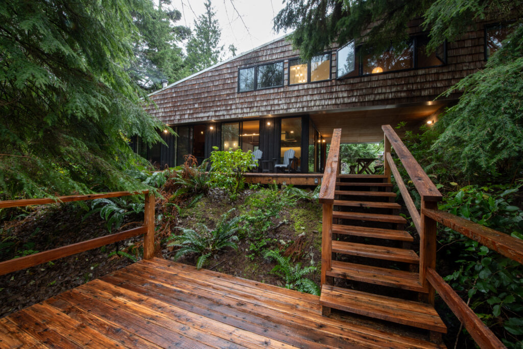 Chesterman Cabin - StayTofino.com