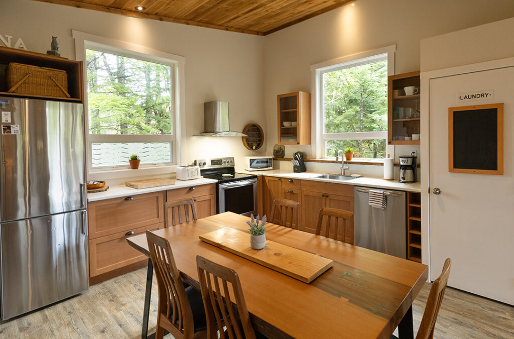 Mana House - StayTofino.com