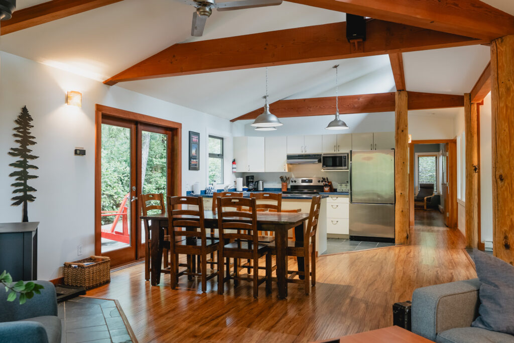 Surfwood Hideaway - StayTofino.com