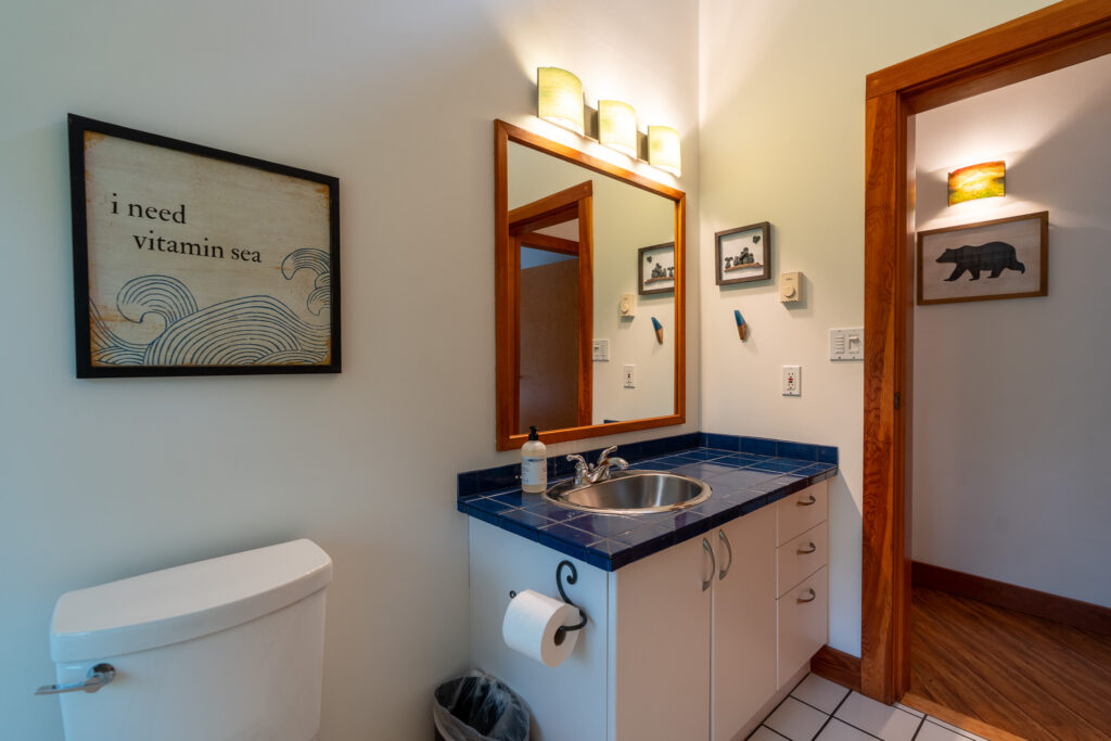 Surfwood Hideaway - StayTofino.com