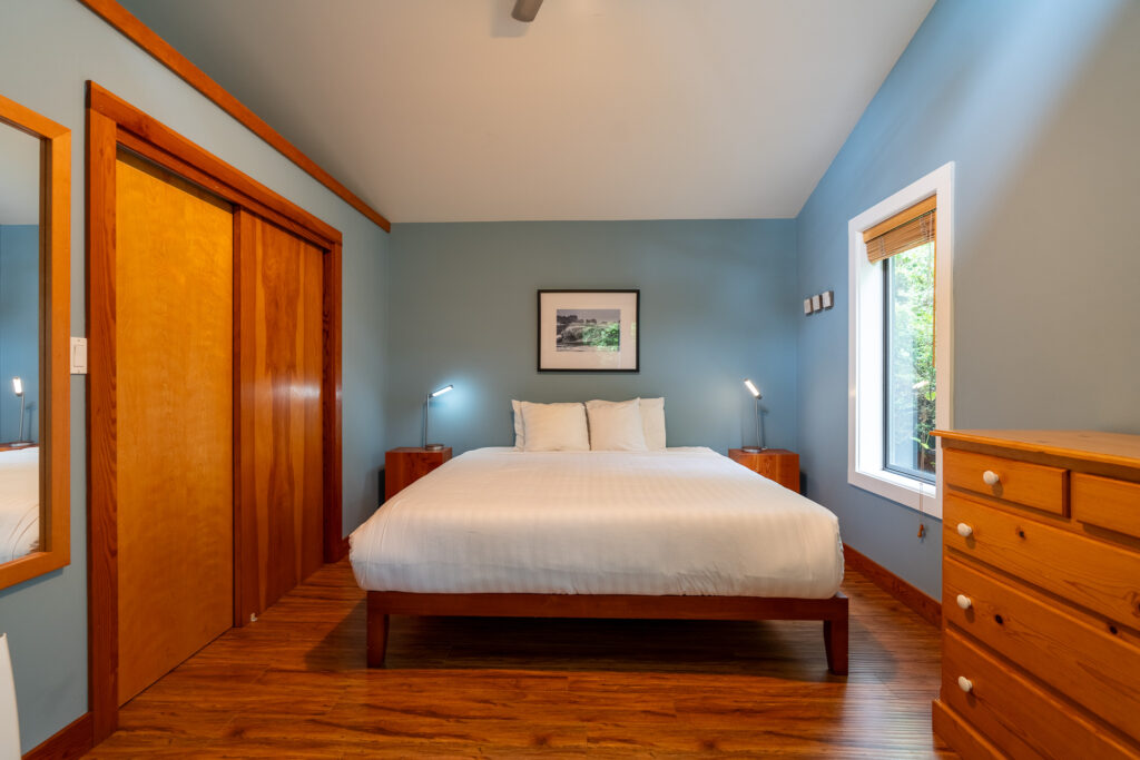 Surfwood Hideaway - StayTofino.com