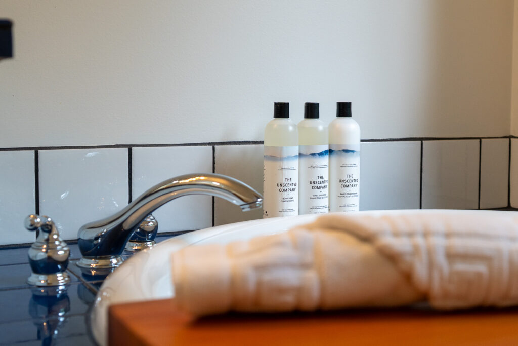 Surfwood Hideaway - StayTofino.com