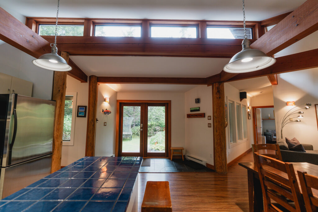 Surfwood Hideaway - StayTofino.com