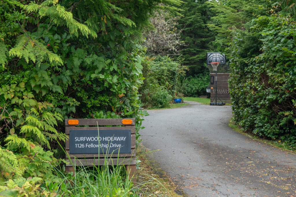 Surfwood Hideaway - StayTofino.com