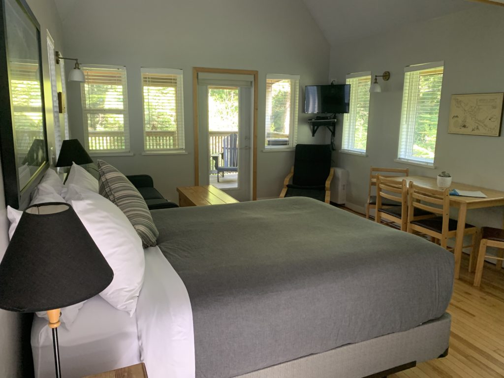 Reef Point #27 – Rising Tide – Located in Ucluelet - StayTofino.com