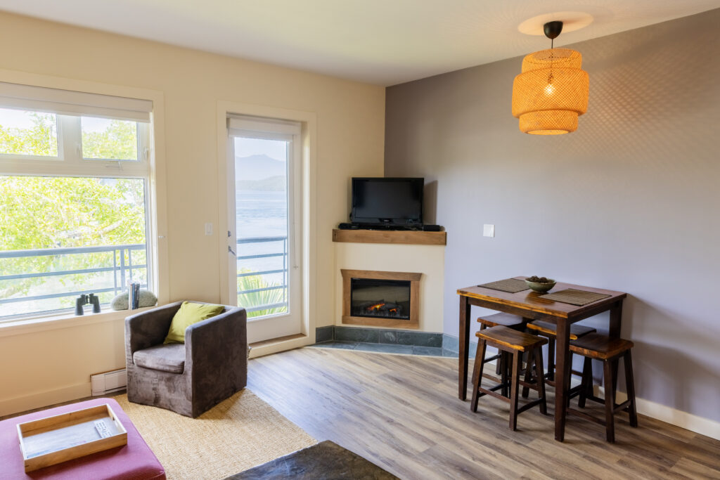#13 – Tofino Waterfront Condo - StayTofino.com