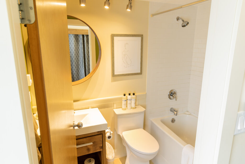 #13 – Tofino Waterfront Condo - StayTofino.com