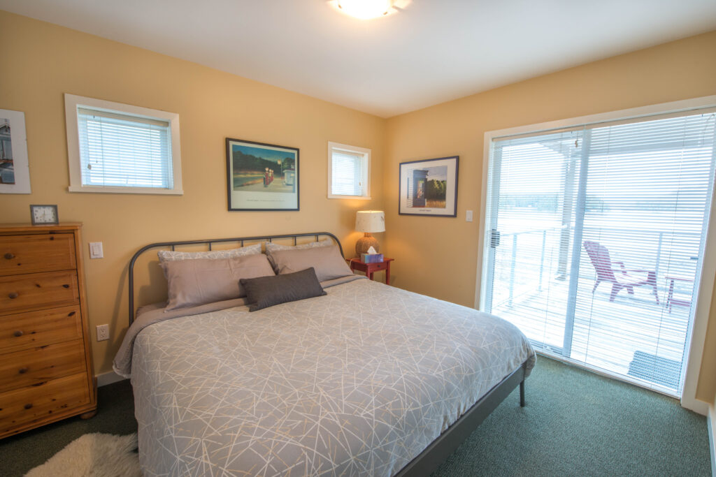 Costa Azul - StayTofino.com