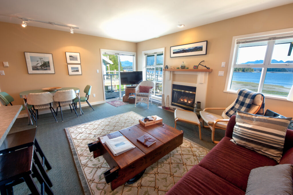 Port-O-Call - StayTofino.com